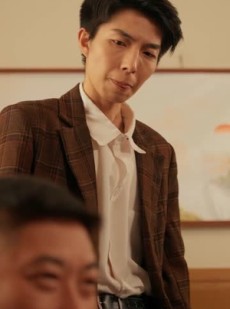 短剧《下乡后，我是村里的香饽饽》82集短剧无删减在线免费看