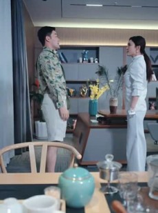 短剧《我给总裁老婆当保镖》36集短剧全集资源免费分享观看