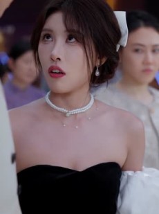 短剧《别惹柔弱姐姐，她老公是老婆奴》63集短剧完整版免费观看