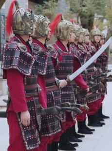 短剧《本王在此》72集短剧超清画质在线观看