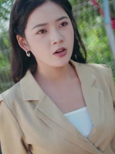 短剧《明月高悬挂神州》61集短剧高清版独家呈现