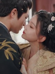 短剧《半江瑟瑟半江红》82集短剧极速播放全集免费看