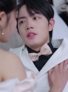 短剧《褚总夫人要离婚》94集短剧蓝光画质独家播放