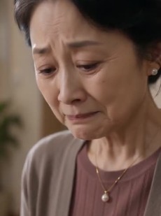 短剧《寿礼金镯不容侵占》60集短剧全集在线免费高清看