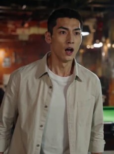 短剧《110万存银行只剩300块，我绝地反击》56集短剧高清完整版免费看