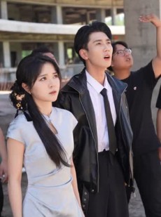 短剧《鹤归：玄学大佬她下山后飒爆了》79集短剧免费观看无广告全集