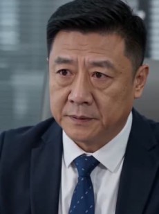 短剧《年终奖300万到账3000元》41集短剧超清画质免费观全集