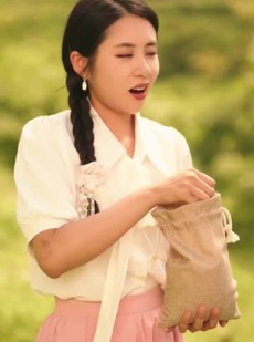 短剧《男人宠，崽子乖，七零女配成团宠》88集短剧免费解锁全集看过瘾
