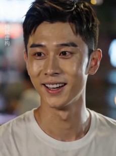 短剧《被裁员后，我靠害虫成为虾王》44集短剧高清在线一口气看完