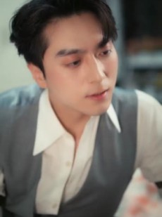 短剧《半城烽火半城风月》66集短剧无删减全集在线看