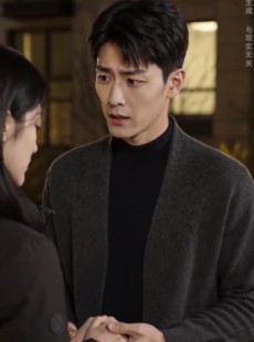 短剧《假女友上门那天，暗恋对象哭了》42集短剧在线解锁全集观看