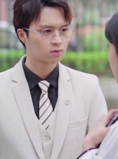 短剧《喜欢你的第十年》39集短剧1080P高清画质在线免费追完