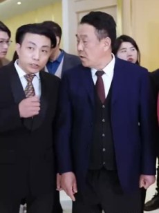 短剧《重生之飞驰人生2004》73集短剧手机高清在线观看全集