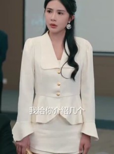 短剧《从直播开始预见未来》72集短剧高清全集无删减观看