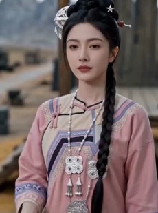 短剧《被弃乱葬岗，我转身嫁少帅死对头》62集短剧在线解锁全集观看
