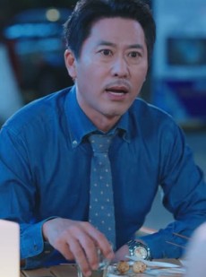 短剧《救命上司竟成了我的后妈》72集短剧每日更新追剧无忧