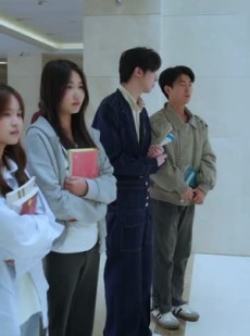 短剧《最强潜龙在都市》80集短剧免费在线观看全集