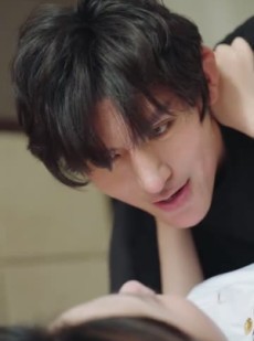 短剧《房东（长篇）》高清全集短剧手机随时看