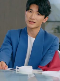 短剧《万物交易群》73集短剧超清画质在线畅看