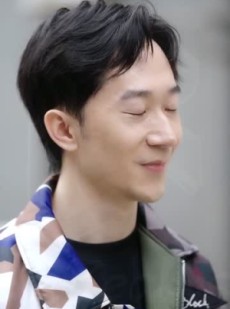 短剧《回到未来：我是比特币之王》50集短剧全集高清极速观看