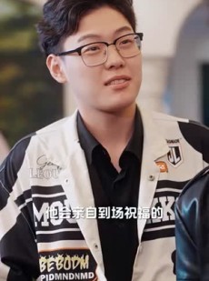 短剧《闪婚大叔是爹地》97集短剧超清画质全集在线畅享