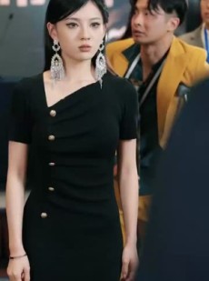 短剧《狂龙归来前妻阴谋难藏》42集短剧高清全集平板大屏看