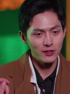 短剧《回档08之女王上位记》80集短剧流畅不卡顿在线观看