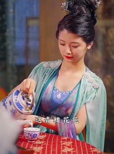 短剧《穿到古代去创业》100集短剧全集资源解锁免费观看