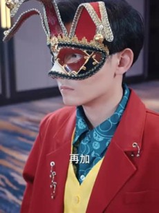 短剧《隐退十年，开口唱歌轰动全国》82集短剧高清全集手机平板随意看