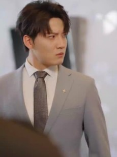 短剧《捡到一个皇太子》80集短剧极速播放无需等待