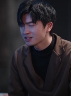 短剧《她藏起了倾城貌》60集短剧全集免费在线速看