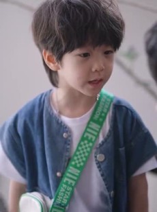 短剧《总裁爸爸你跪下，宝宝求你点事》67集短剧蓝光画质无广告观看