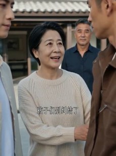 短剧《装穷回家，亲戚悔青肠子》81集短剧一口气看完大结局