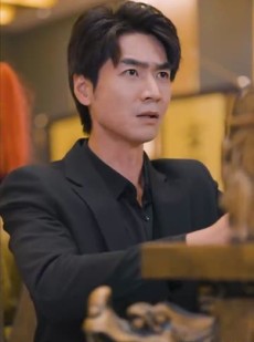 短剧《锦龙》82集短剧极速播放流畅体验