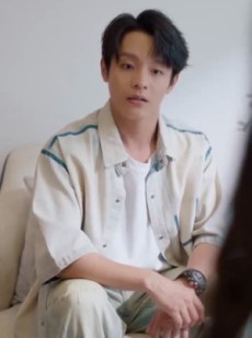 短剧《萝莉来砸门爹地请接招》98集短剧在线免费看完整版