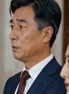 短剧《真心换了凉薄，停止托举后女儿跪求原谅》28集短剧高清在线畅享全集