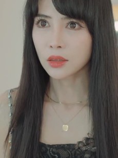 短剧《重生归来丑妻杀回顶流》100集短剧VIP特权全集优先看