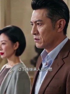 短剧《大佬夫人身份藏不住了！》45集短剧无删减全集免费看