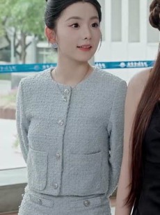 短剧《觉醒后校花哭着说爱我》71集短剧免费观看完整剧集
