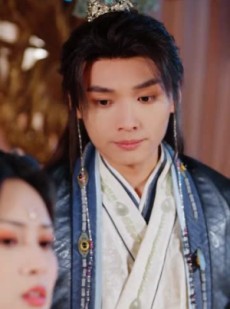 短剧《下堂三年修仙赘婿轰动京城》60集短剧超清画质在线追更