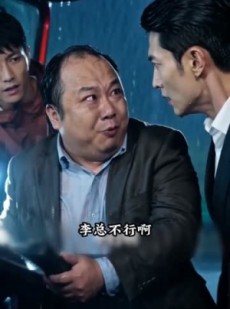 短剧《一瓶玻璃水赔掉一个厂，这买卖划算吗？》71集短剧在线免费看全集