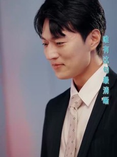短剧《我有校花攻略系统》65集短剧超清画质全集免费观看