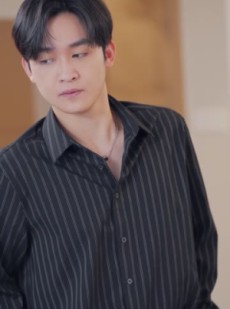 短剧《离婚后大佬夫人捅破天》40集短剧1080P超清在线流畅观看