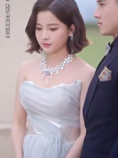 短剧《妈咪别跑，爹地他是宠妻狂魔》63集短剧全集高清版轻松看