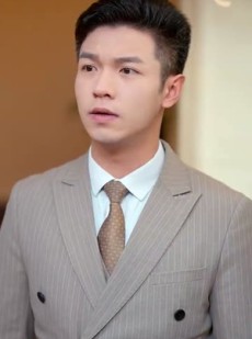 短剧《天后那年璀璨如花》75集短剧高清流畅在线免费观看