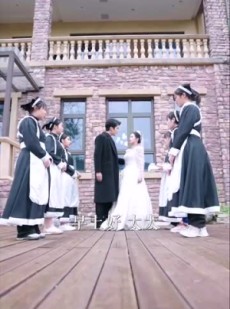 短剧《掌上蔷薇》46集短剧蓝光画质无广告观看