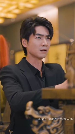 锦龙(82集) 锦龙(82集)短剧全剧终高清放送
