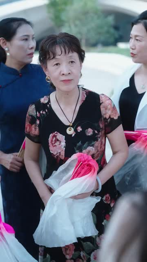 一不小心怀了白月光老板的崽(66集) 一不小心怀了白月光老板的崽(66集)短剧完整版全集放送