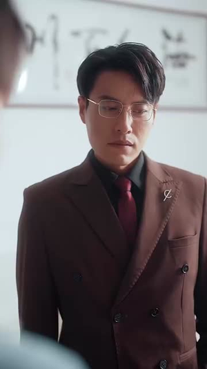 穿过荆棘拥抱你（135集）短剧全集畅看无门槛