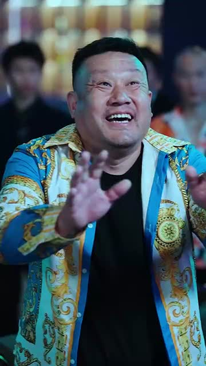 红雾末日，我随身携带无限空间（67集）短剧全集高清无码版